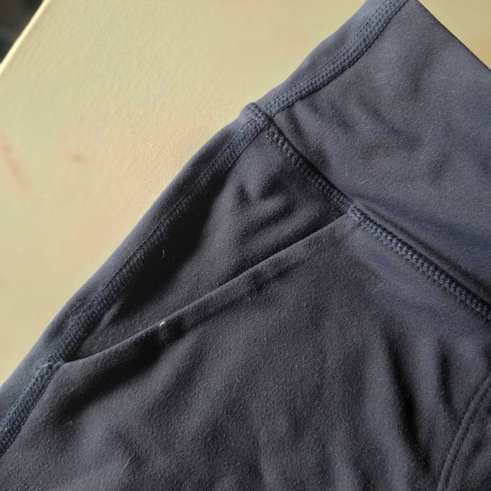 Threads 4 Thought ReActive Women Black Crop Leggings Pockets Size M 14327 - Picture 4 of 6